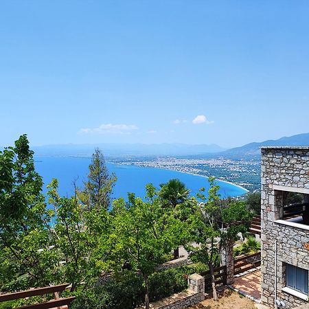 Ryalos Villas Каламата Екстериор снимка