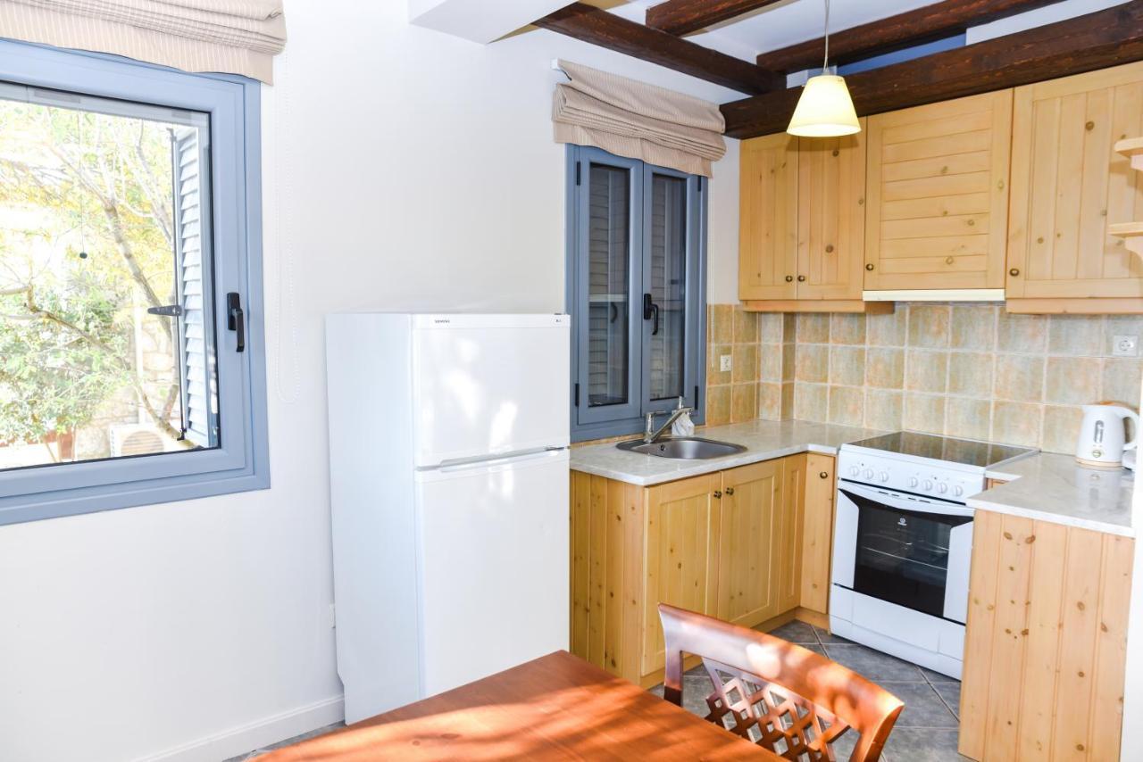 Ryalos Villas Каламата Екстериор снимка