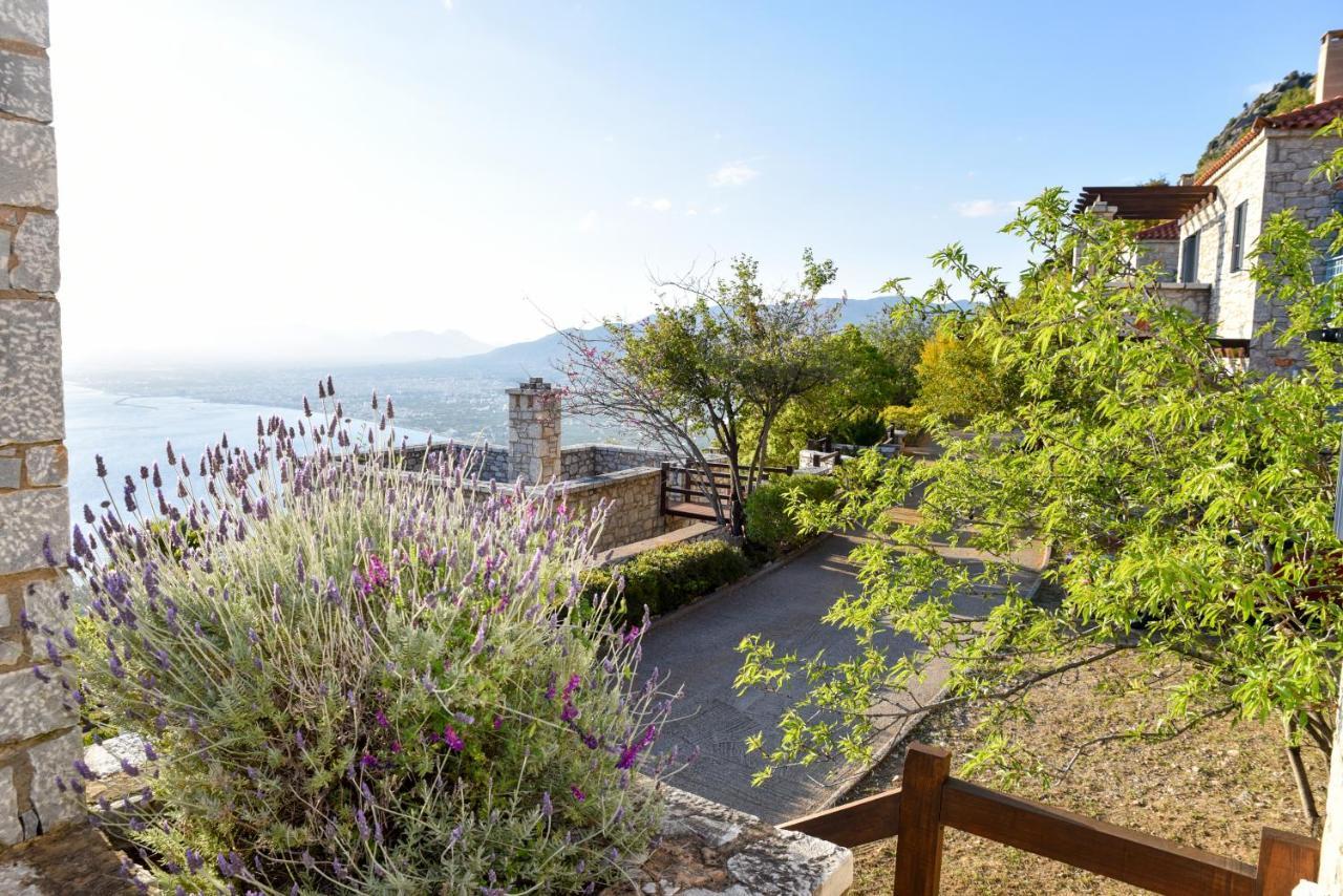 Ryalos Villas Каламата Екстериор снимка
