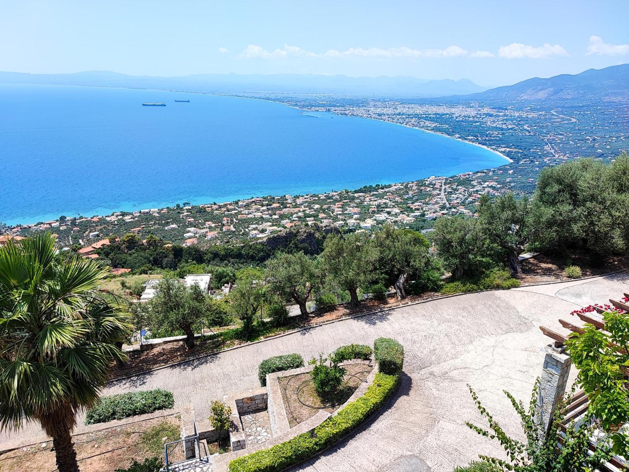 Ryalos Villas Каламата Екстериор снимка
