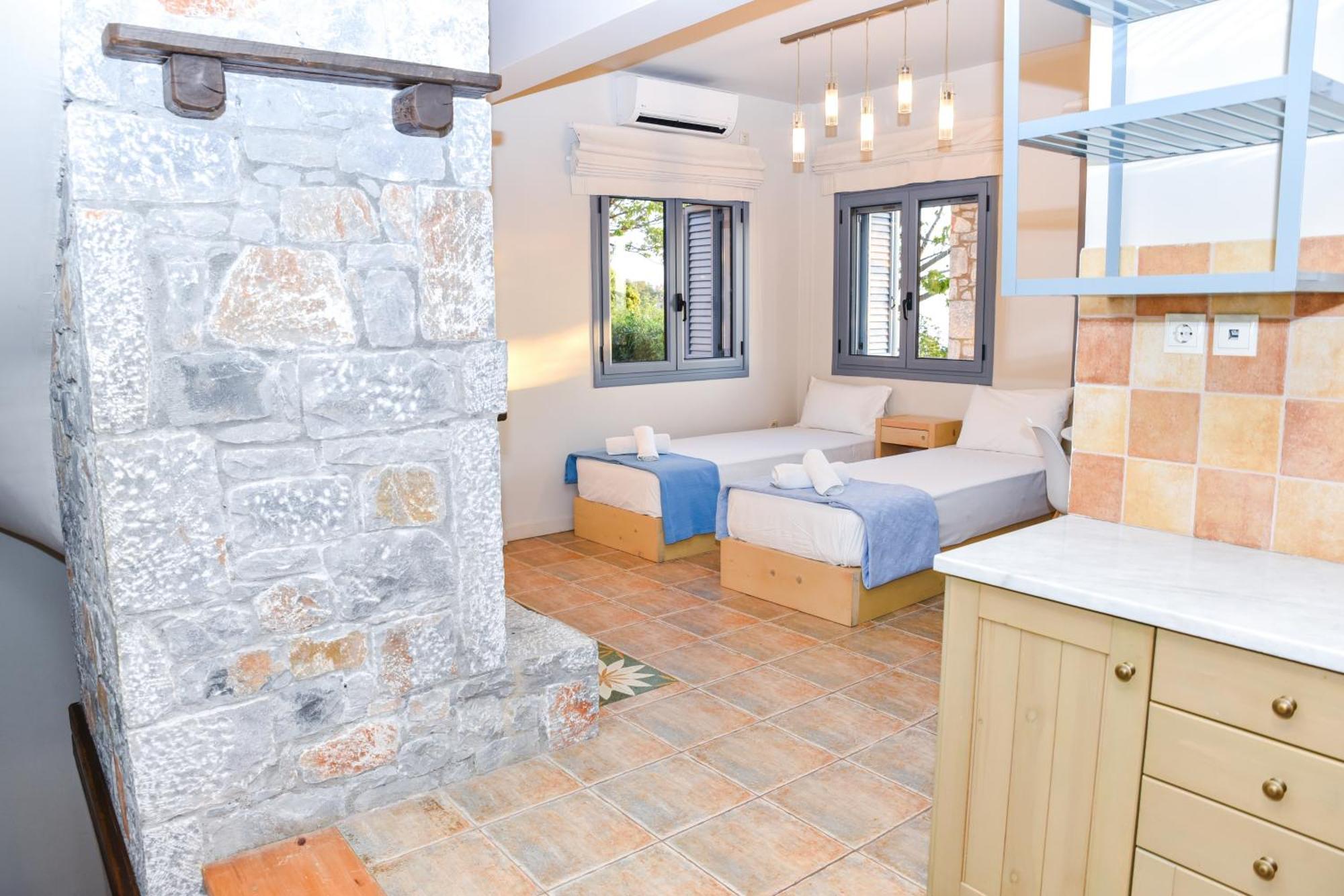 Ryalos Villas Каламата Екстериор снимка