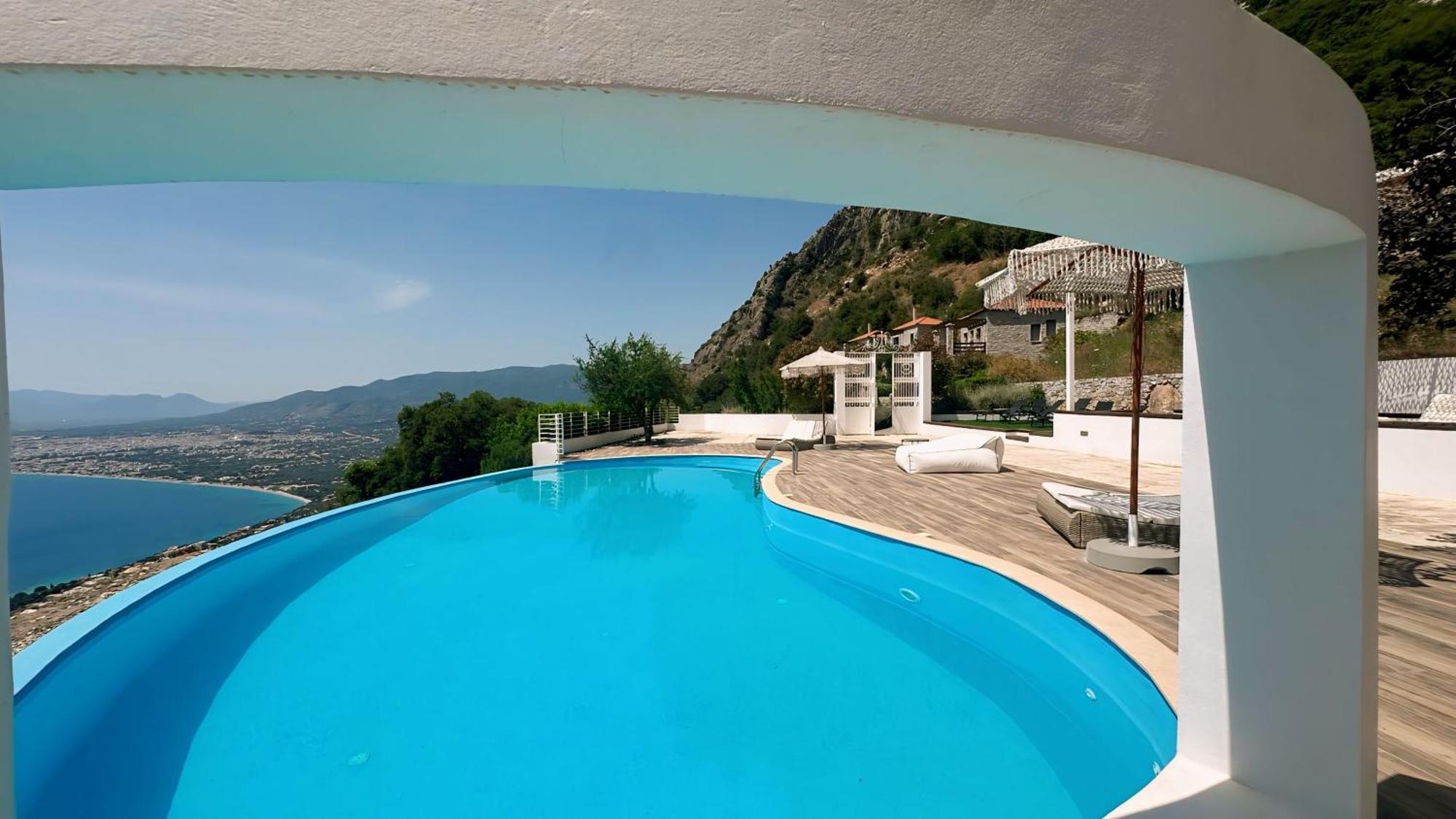 Ryalos Villas Каламата Екстериор снимка